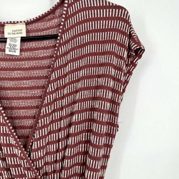 Caution to the Wind Dress Wrap Size Medium Maroon & White Midi - Picture 4 of 7